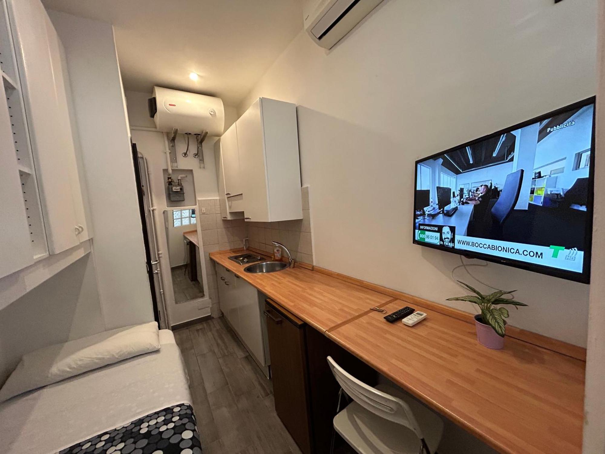 In Zona Loreto Vicino Metro Mm1 E Mm2 - Lippino * Milaan